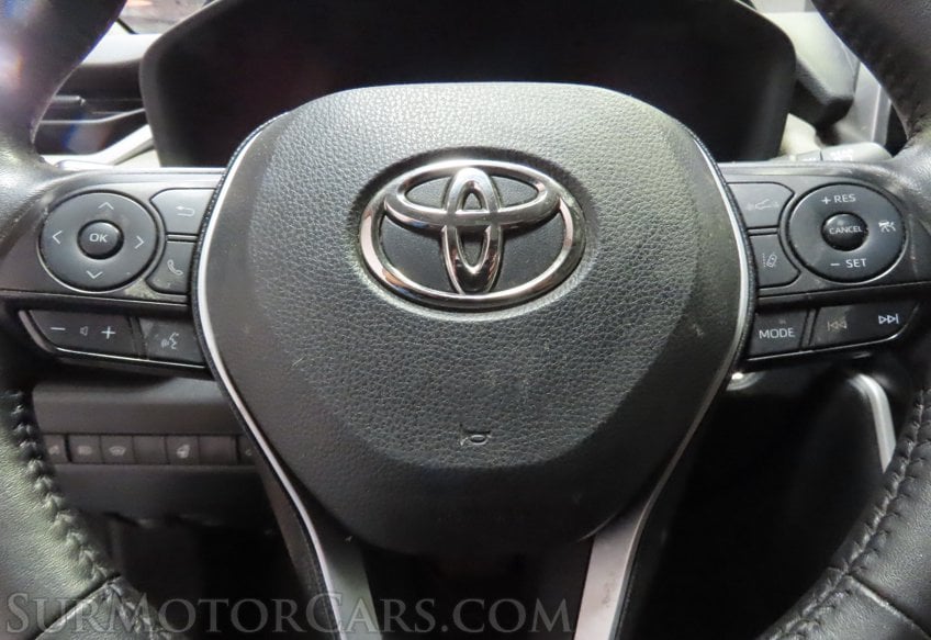 2023 Toyota RAV4 XLE - Image 33