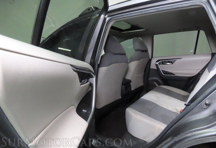 2023 Toyota RAV4 XLE - Image 23