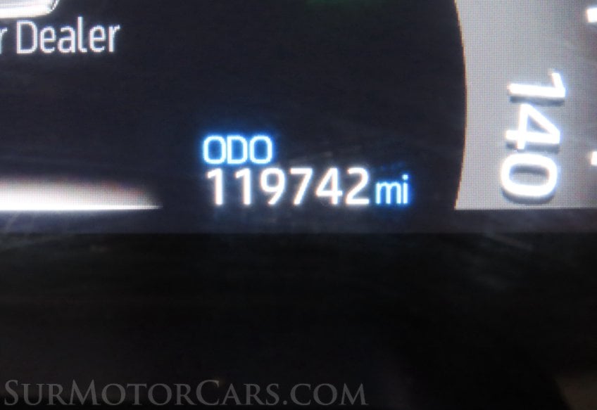 2023 Toyota RAV4 XLE - Image 39