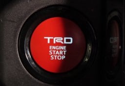 2024 Toyota Tacoma TRD Off-Road - Image 33