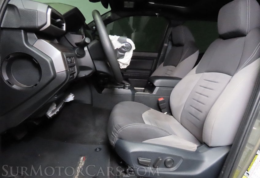 2024 Toyota Tacoma TRD Off-Road - Image 27