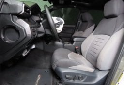 2024 Toyota Tacoma TRD Off-Road - Image 27
