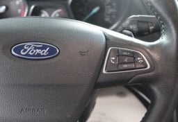 2018 Ford Escape Titanium - Image 39