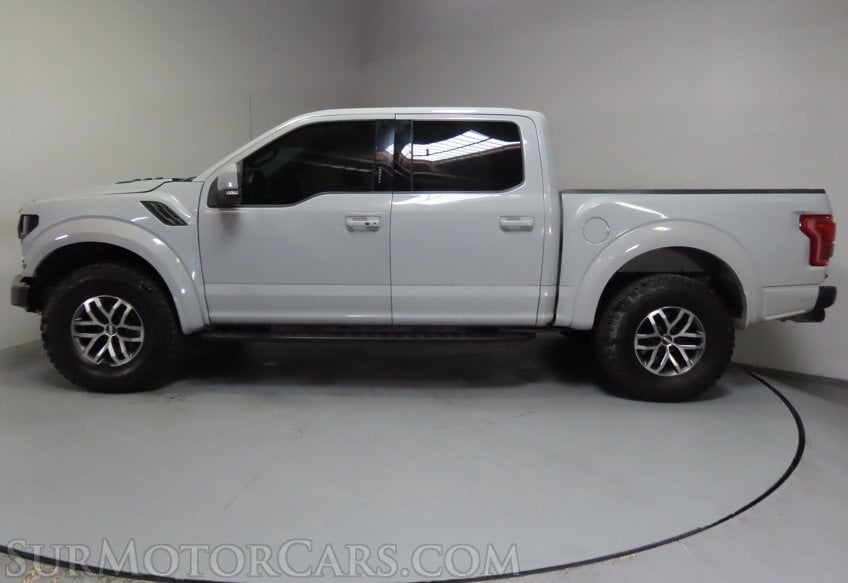 2017 Ford F-150  Raptor - Image 6