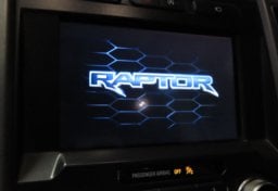 2017 Ford F-150  Raptor - Image 39