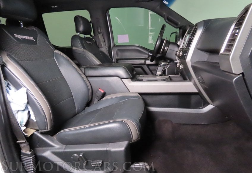 2017 Ford F-150  Raptor - Image 29