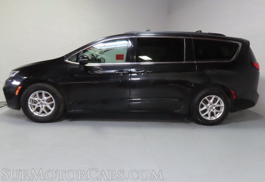 2022 Chrysler Pacifica Touring L - Image 5