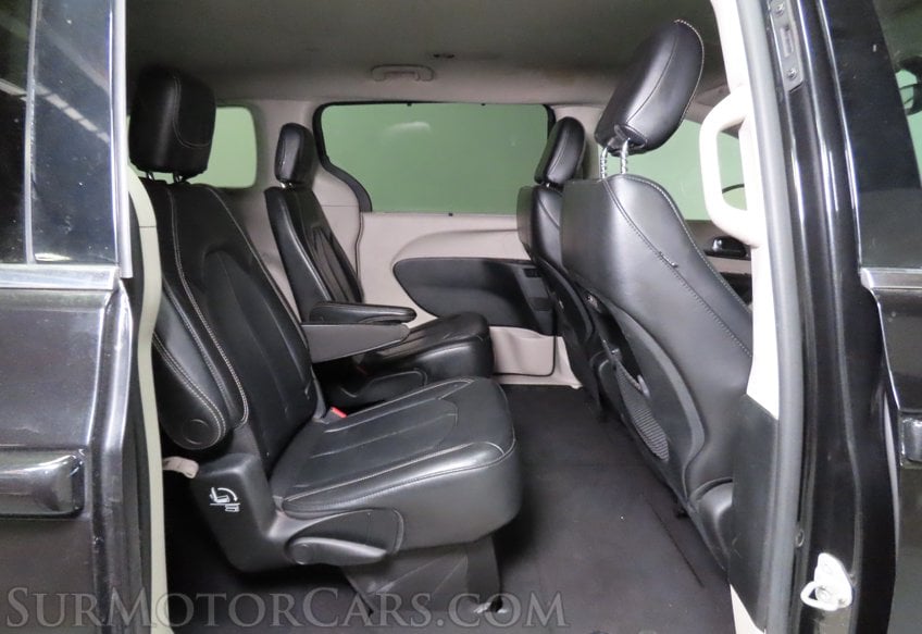 2022 Chrysler Pacifica Touring L - Image 47
