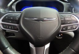 2022 Chrysler Pacifica Touring L - Image 31