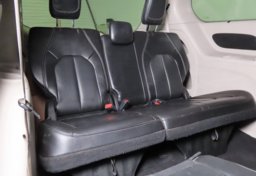 2022 Chrysler Pacifica Touring L - Image 49