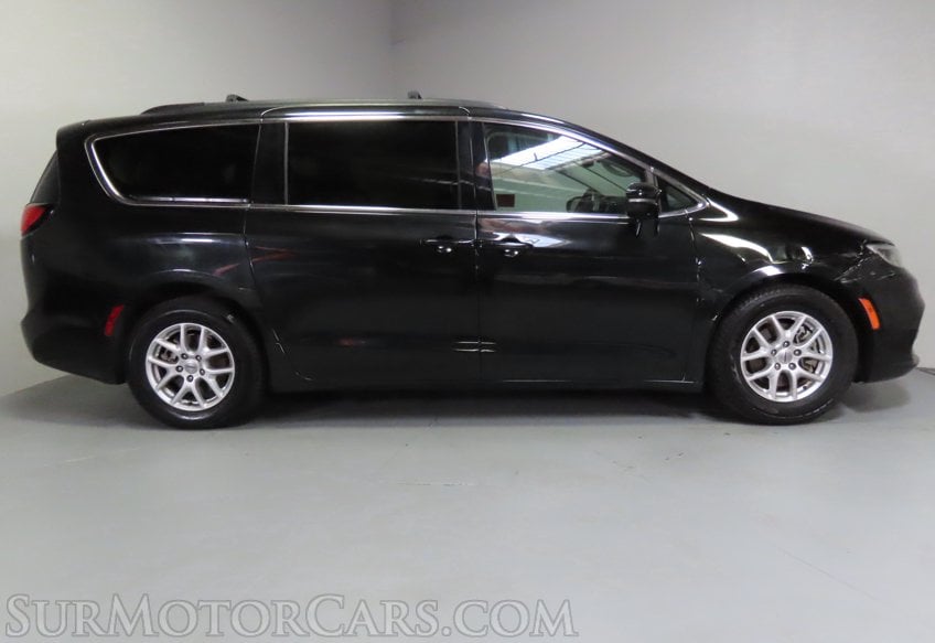 2022 Chrysler Pacifica Touring L - Image 6
