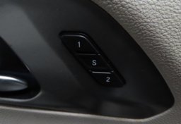 2022 Chrysler Pacifica Touring L - Image 35