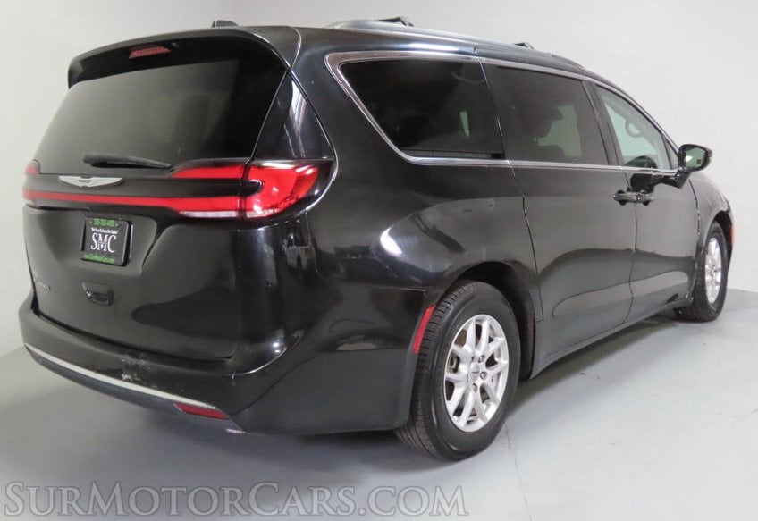 2022 Chrysler Pacifica Touring L - Image 8