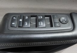 2022 Chrysler Pacifica Touring L - Image 36