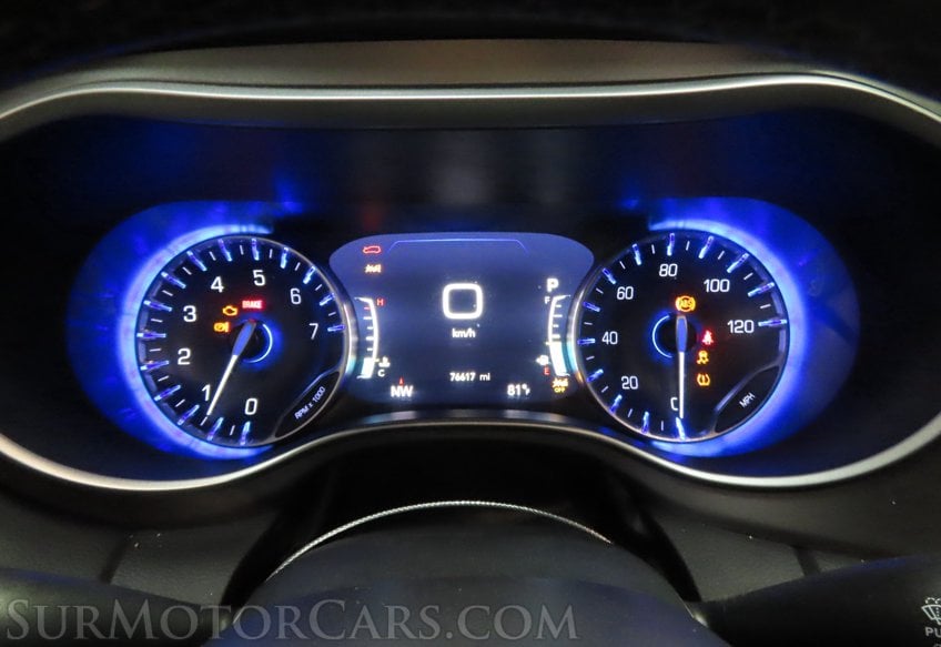 2022 Chrysler Pacifica Touring L - Image 28