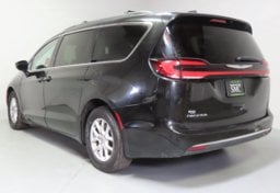 2022 Chrysler Pacifica Touring L - Image 7