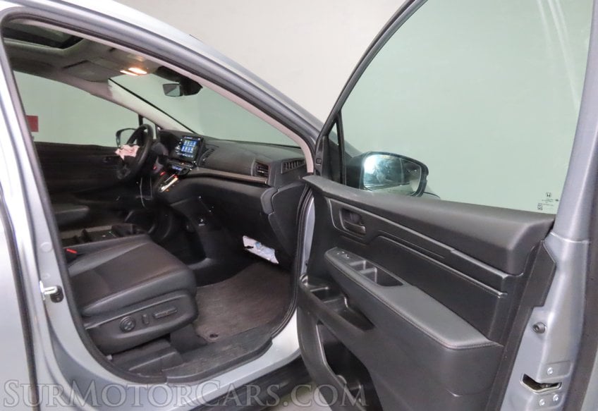 2025 Honda Odyssey EX-L - Image 36