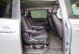 2025 Honda Odyssey EX-L - Image 40