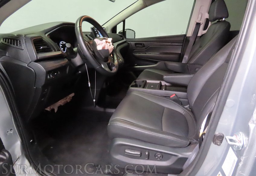 2025 Honda Odyssey EX-L - Image 50