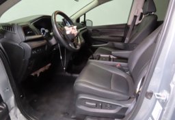 2025 Honda Odyssey EX-L - Image 50