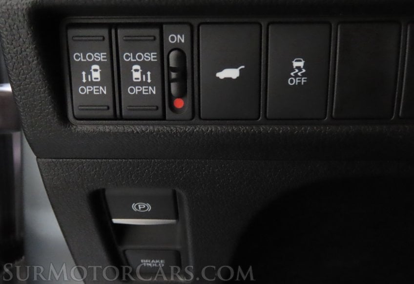 2025 Honda Odyssey EX-L - Image 21