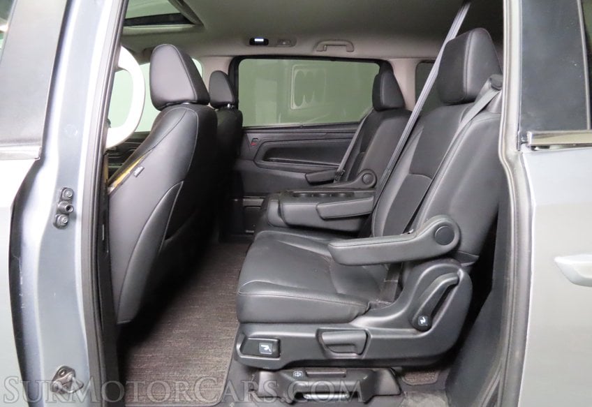 2025 Honda Odyssey EX-L - Image 46