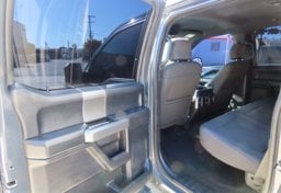 2016 Ford F-150 XLT - Image 38