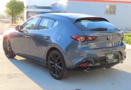 2026 Mazda Mazda3 Hatchback  S Carbon Edition - Image 7