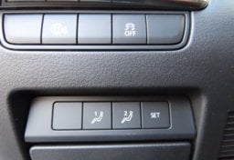 2026 Mazda Mazda3 Hatchback  S Carbon Edition - Image 29