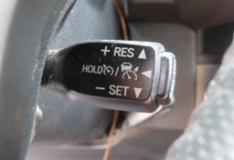 2023 Toyota Tacoma TRD Off-Road - Image 34