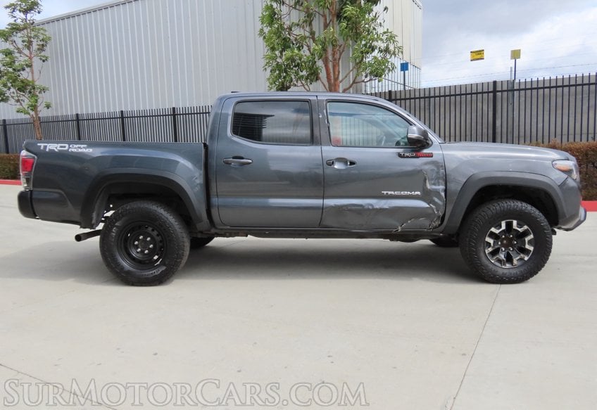 2023 Toyota Tacoma TRD Off-Road - Image 6