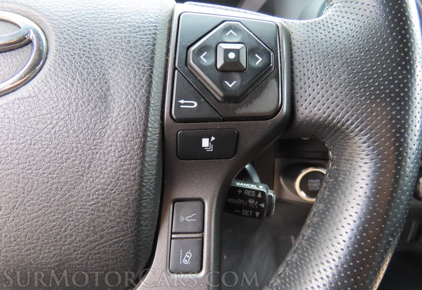 2023 Toyota Tacoma TRD Off-Road - Image 33