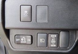 2023 Toyota Tacoma TRD Off-Road - Image 42