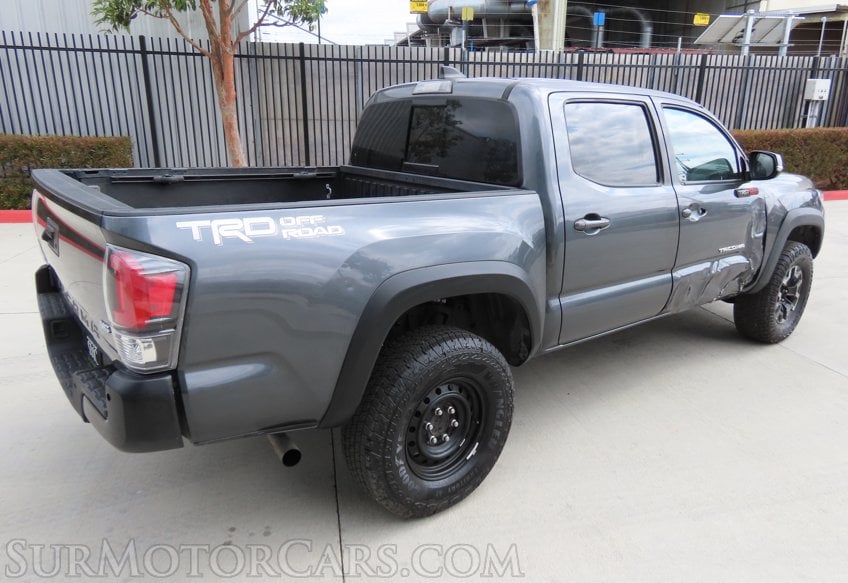 2023 Toyota Tacoma TRD Off-Road - Image 9
