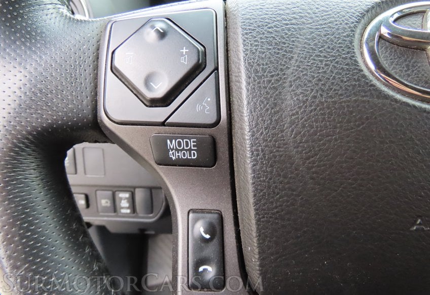 2023 Toyota Tacoma TRD Off-Road - Image 32
