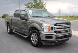 2020 Ford F-150 4x4 XLT - Image 3