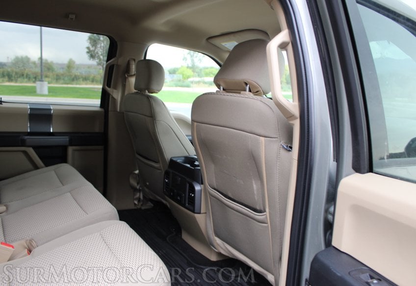2020 Ford F-150 4x4 XLT - Image 38