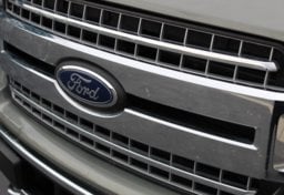 2020 Ford F-150 4x4 XLT - Image 14
