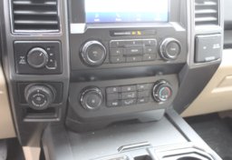 2020 Ford F-150 4x4 XLT - Image 57