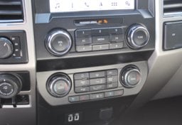2019 Ford F-150 4x4 XL - Image 66