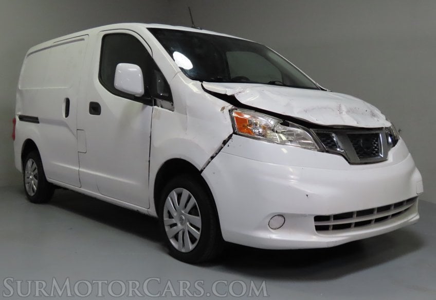 2017 Nissan NV200 SV - Image 2