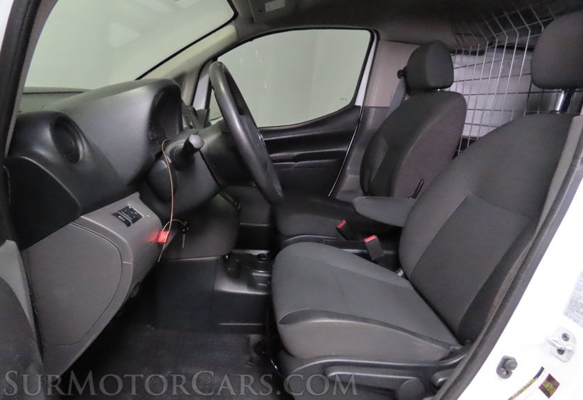 2017 Nissan NV200 SV - Image 37