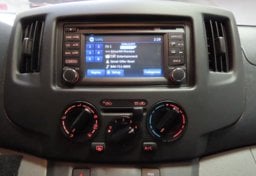 2017 Nissan NV200 SV - Image 10