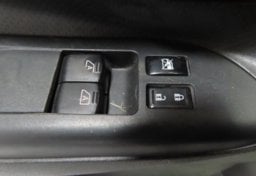 2017 Nissan NV200 SV - Image 22