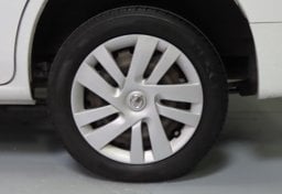 2017 Nissan NV200 SV - Image 30