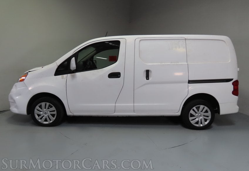 2017 Nissan NV200 SV - Image 4