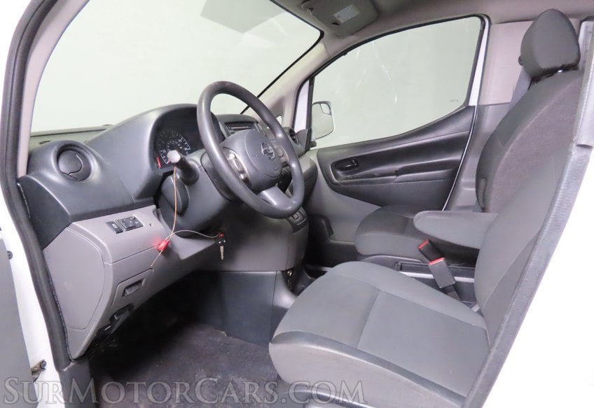 2017 Nissan NV200 SV - Image 35