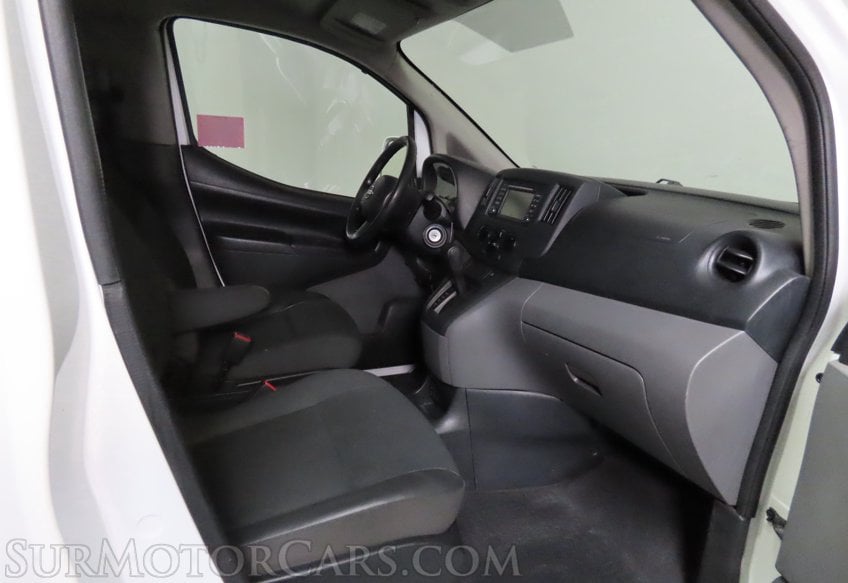 2017 Nissan NV200 SV - Image 43
