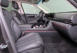 2026 Genesis GV80 AWD - Image 21