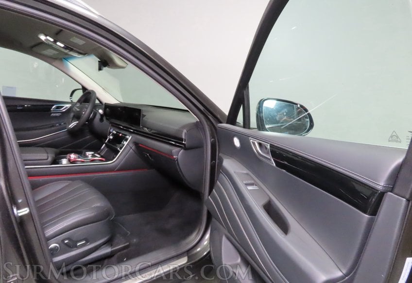 2026 Genesis GV80 AWD - Image 20